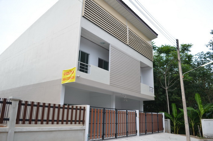 Two-storey town house